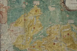 In dem Ausschnitt der sogenannten Hoffmann-Karte von 1584 ist die wesentlich geringere Bewaldung im „Feller Grundt“ (gelb) erkennbar. Quelle: Staatsarchiv Würzburg, Mainzer Risse und Pläne 34